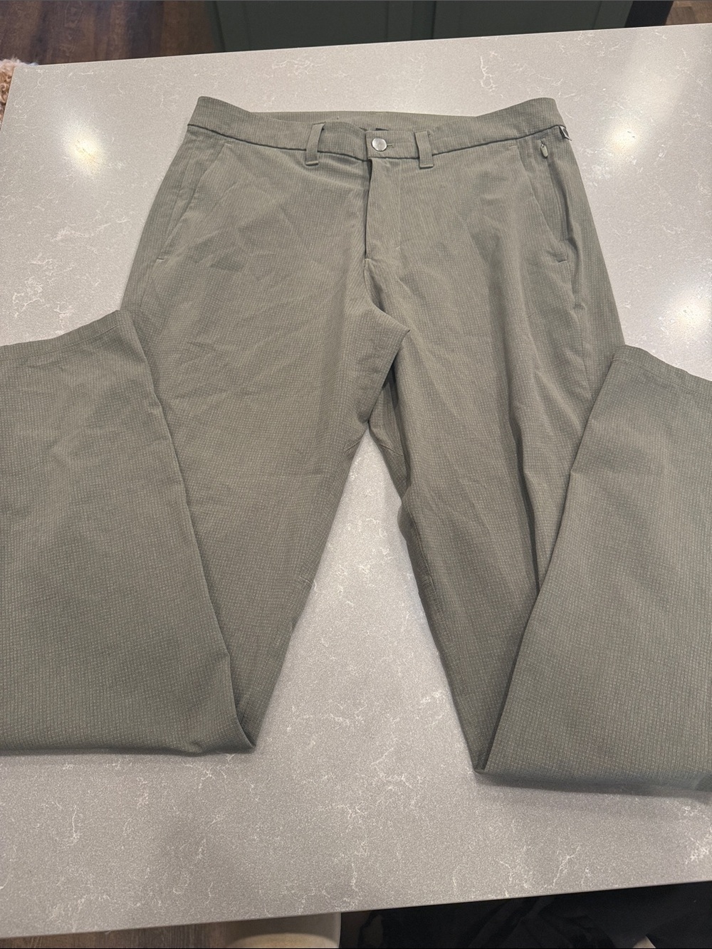 lululemon athletica Olive-Tone Stretch pants